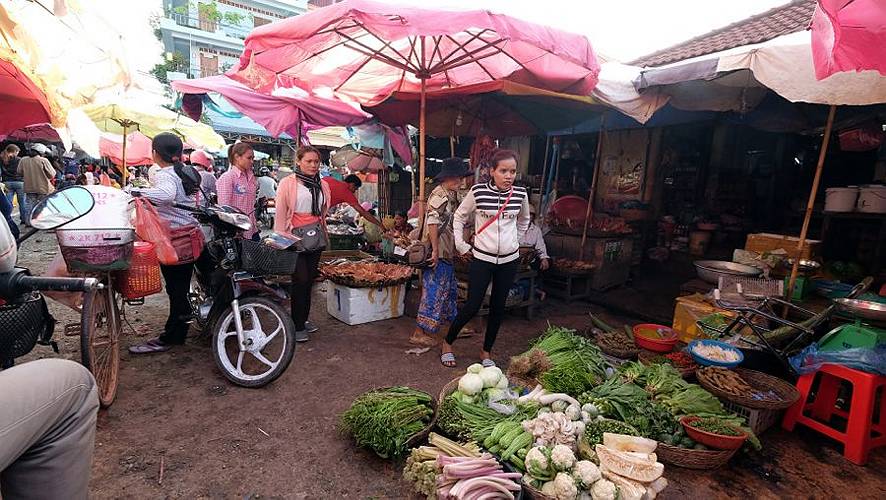 27-sphar leu market-24